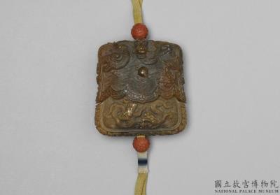 图片[2]-Rhinoceros horn flint case with dragon decor, 18th century.-China Archive